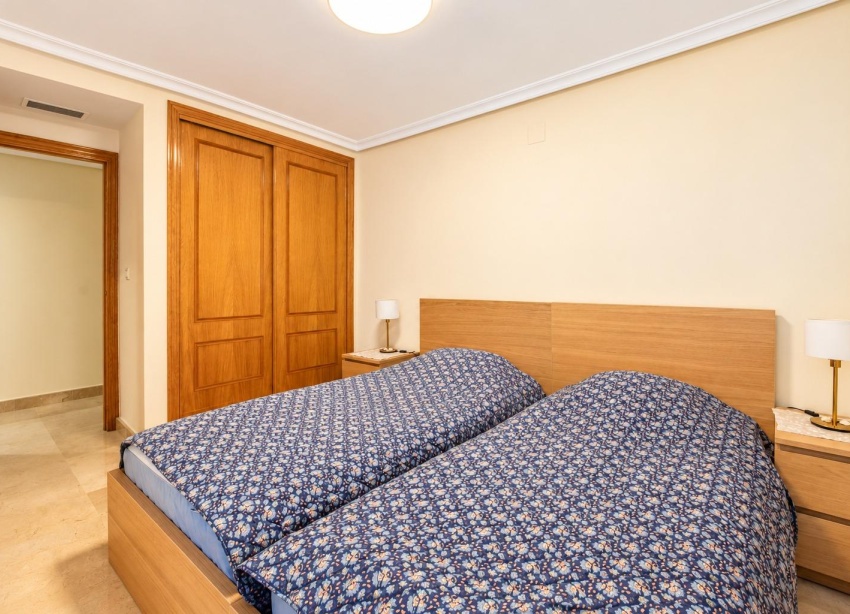 Resale - Apartment / Duplex - Torrevieja