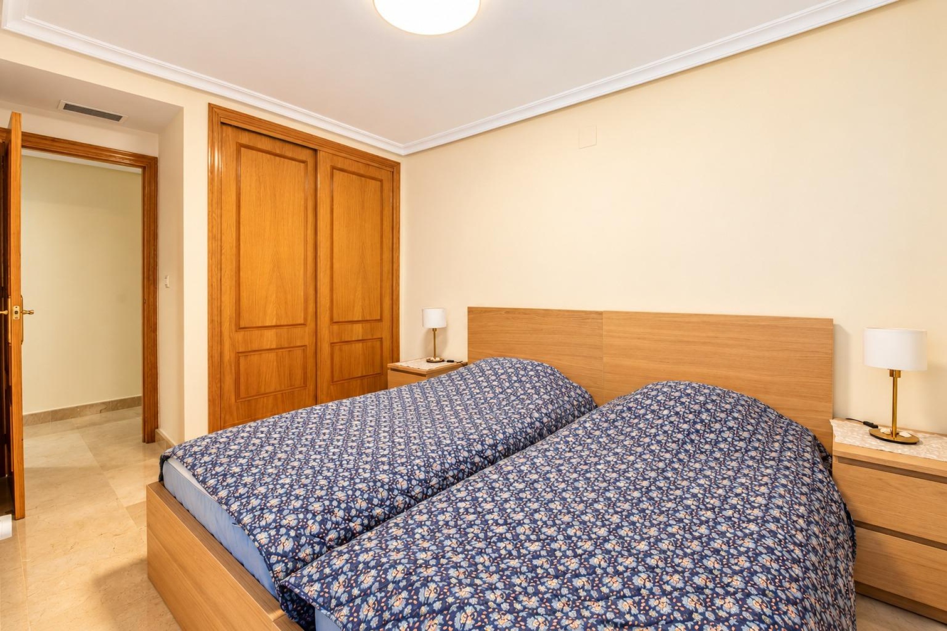 Resale - Apartment / Duplex - Torrevieja