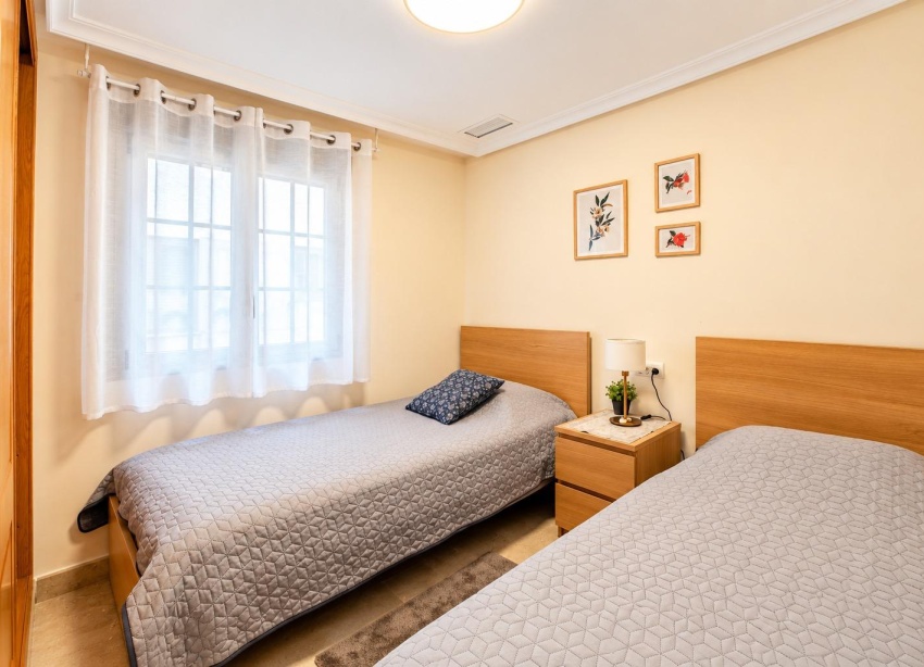 Resale - Apartment / Duplex - Torrevieja