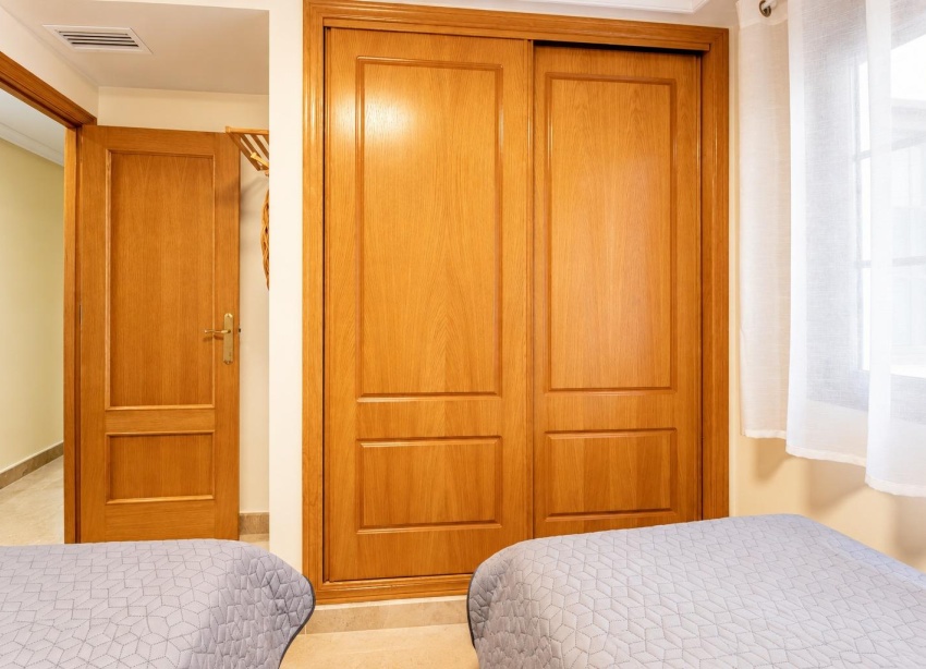 Resale - Apartment / Duplex - Torrevieja