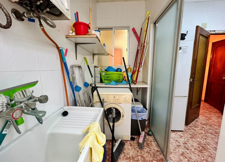 Resale - Apartment / Duplex - Torrevieja