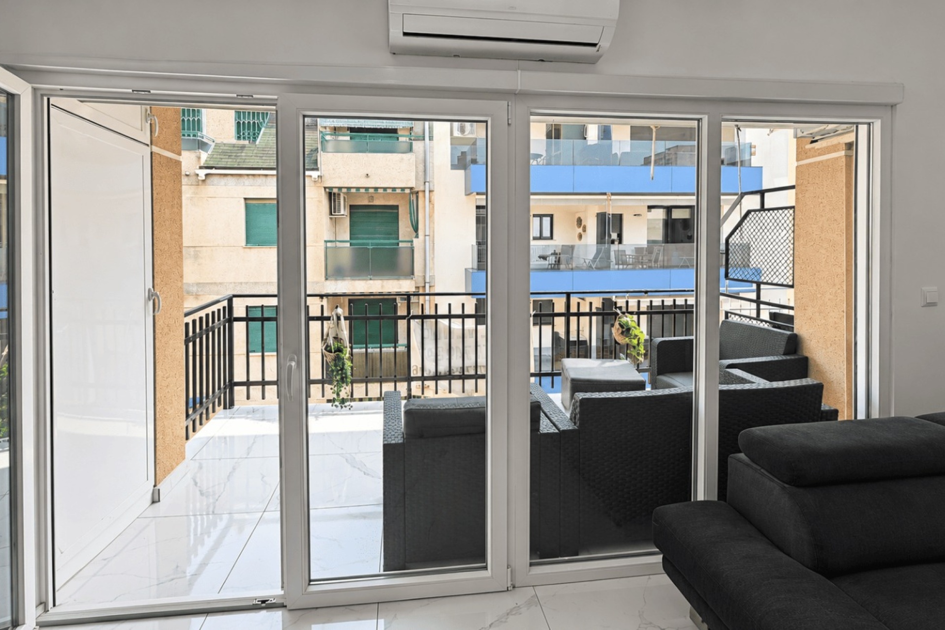 Resale - Apartment / Duplex - Torrevieja