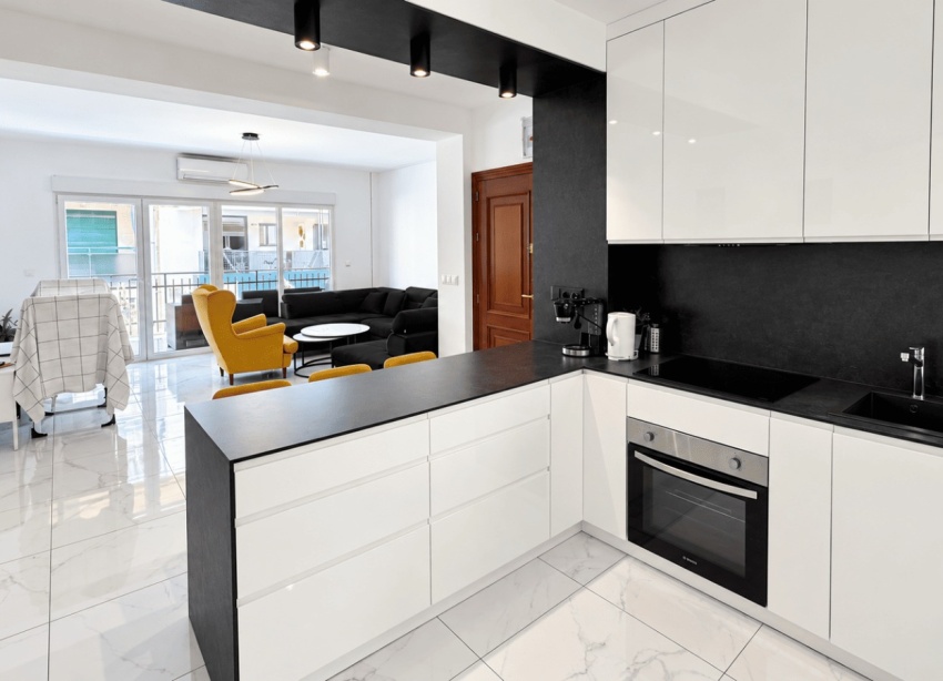 Resale - Apartment / Duplex - Torrevieja