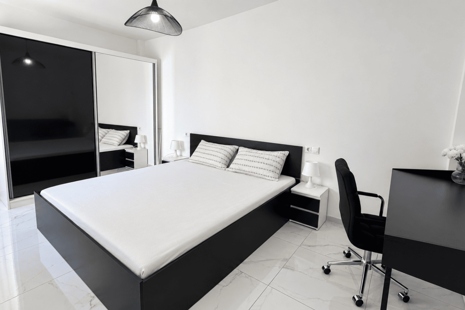 Resale - Apartment / Duplex - Torrevieja