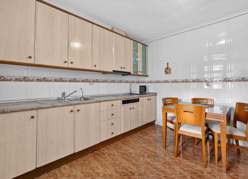 Resale - Apartment / Duplex - Torrevieja
