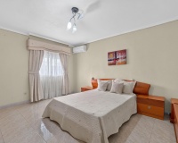 Resale - Apartment / Duplex - Torrevieja