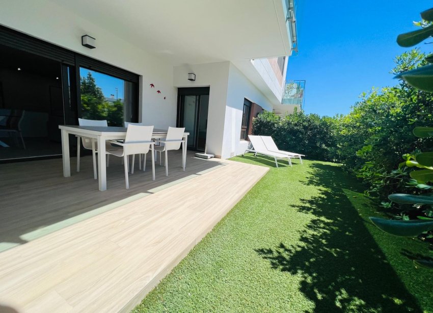 Resale - Apartment - Entre Naranjos - Entre Naranjos - Vistabella Golf