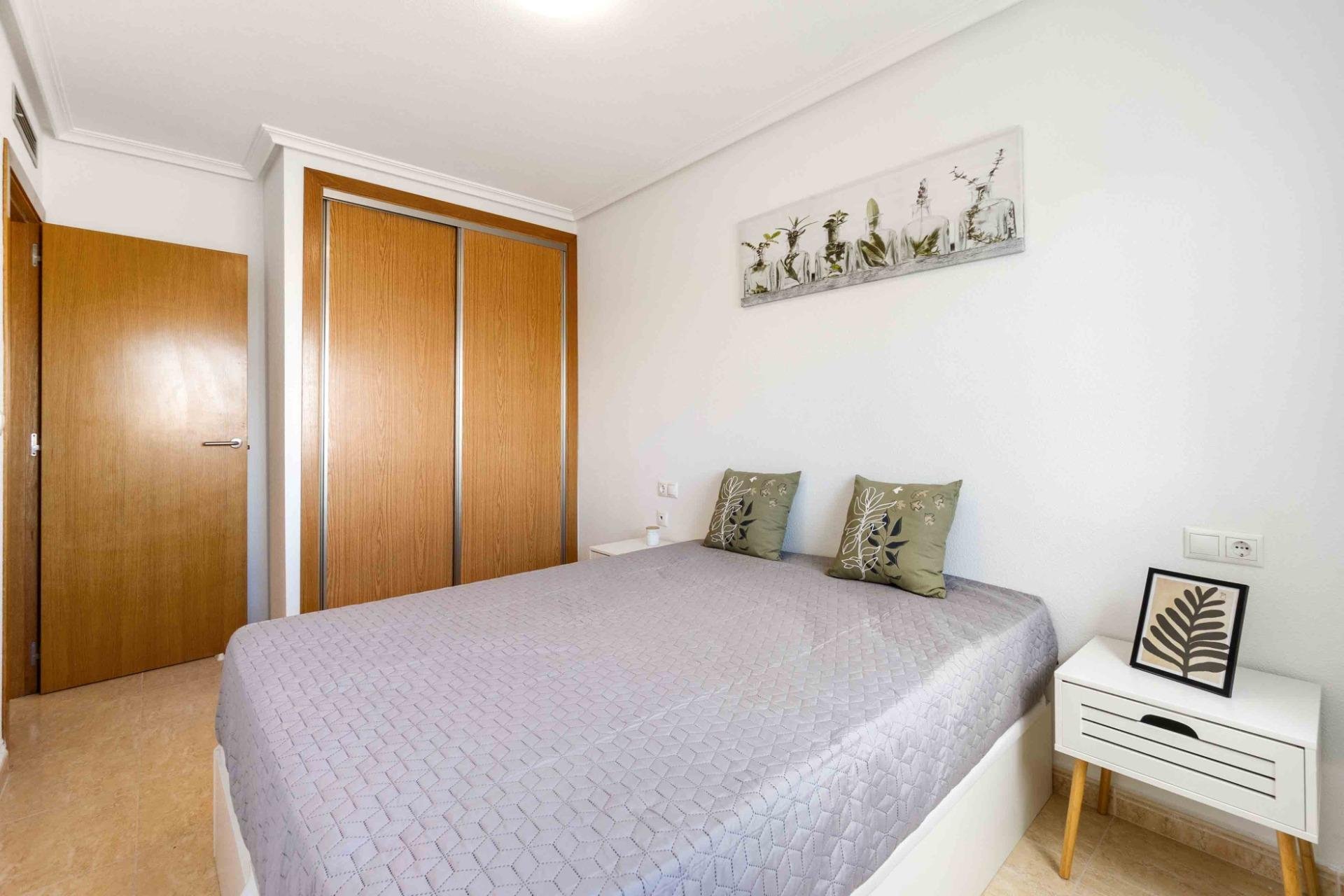 Resale - Apartment - Guardamar del Segura - CENTRO