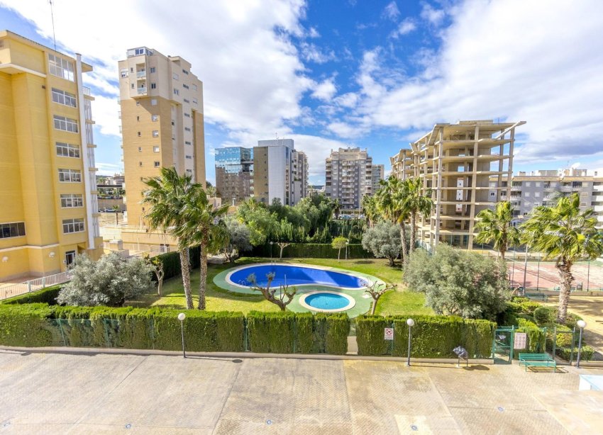 Resale - Apartment - Guardamar del Segura - CENTRO