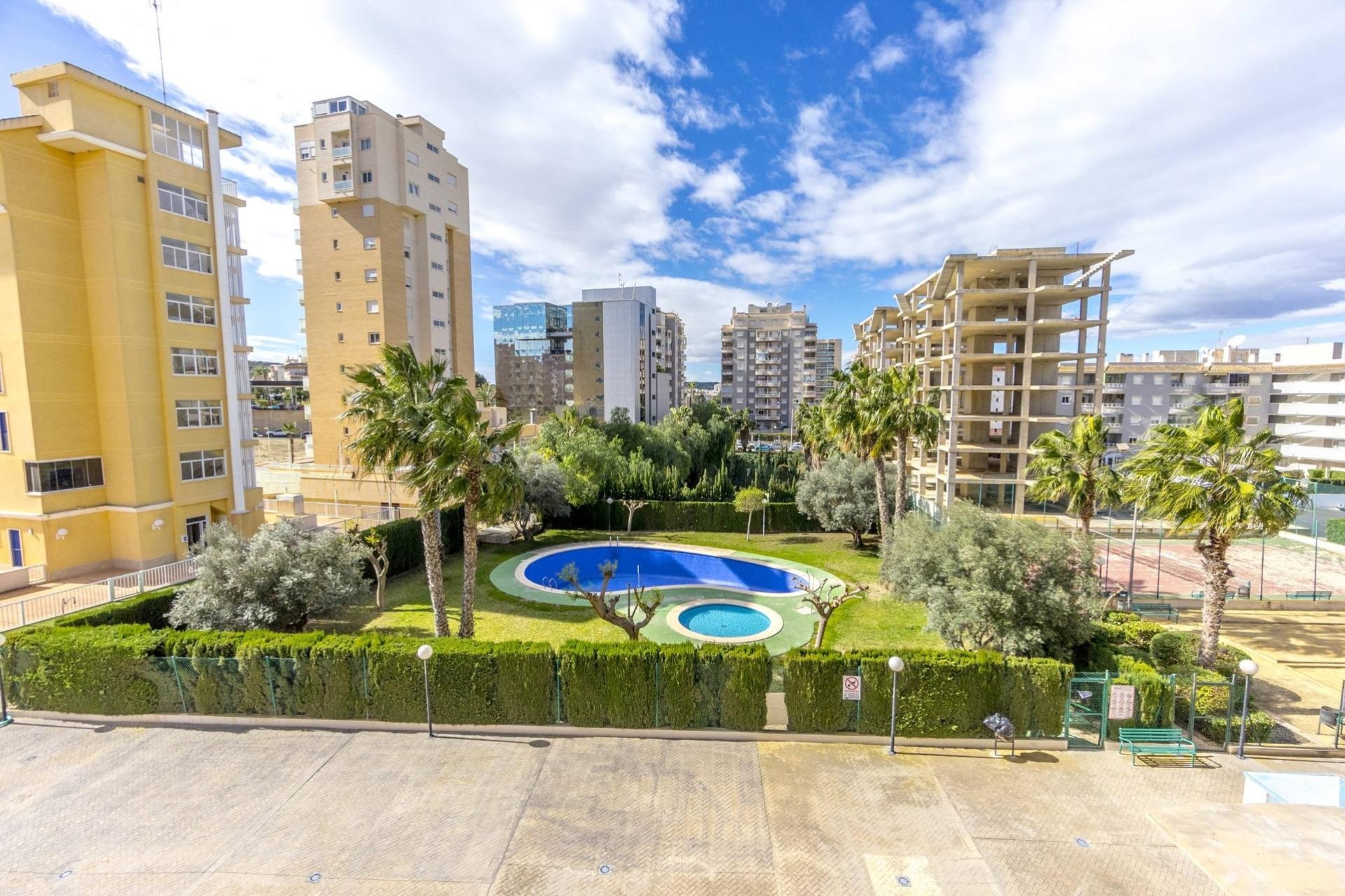 Resale - Apartment - Guardamar del Segura - CENTRO