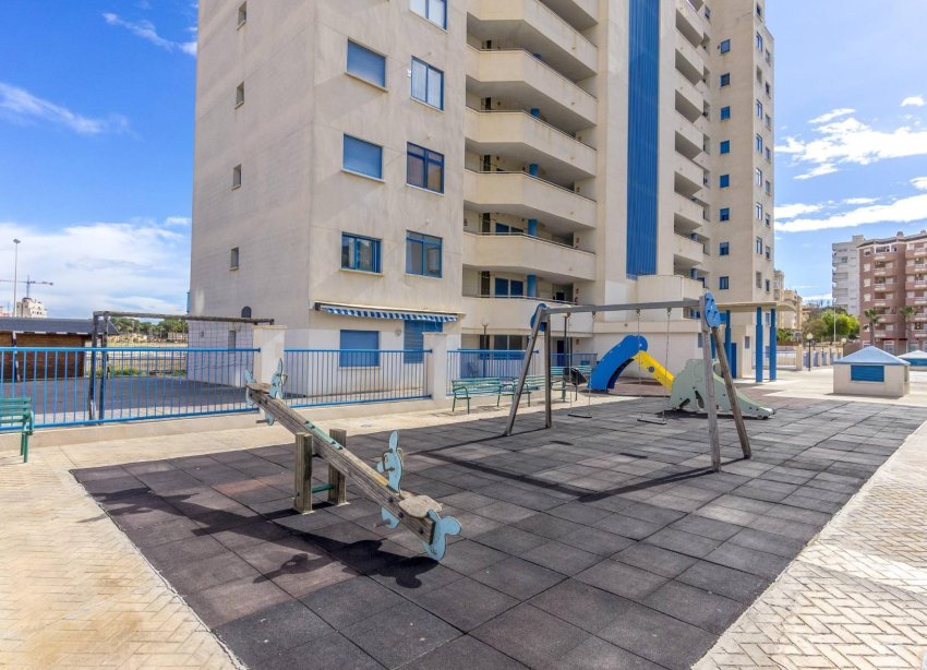 Resale - Apartment - Guardamar del Segura - CENTRO