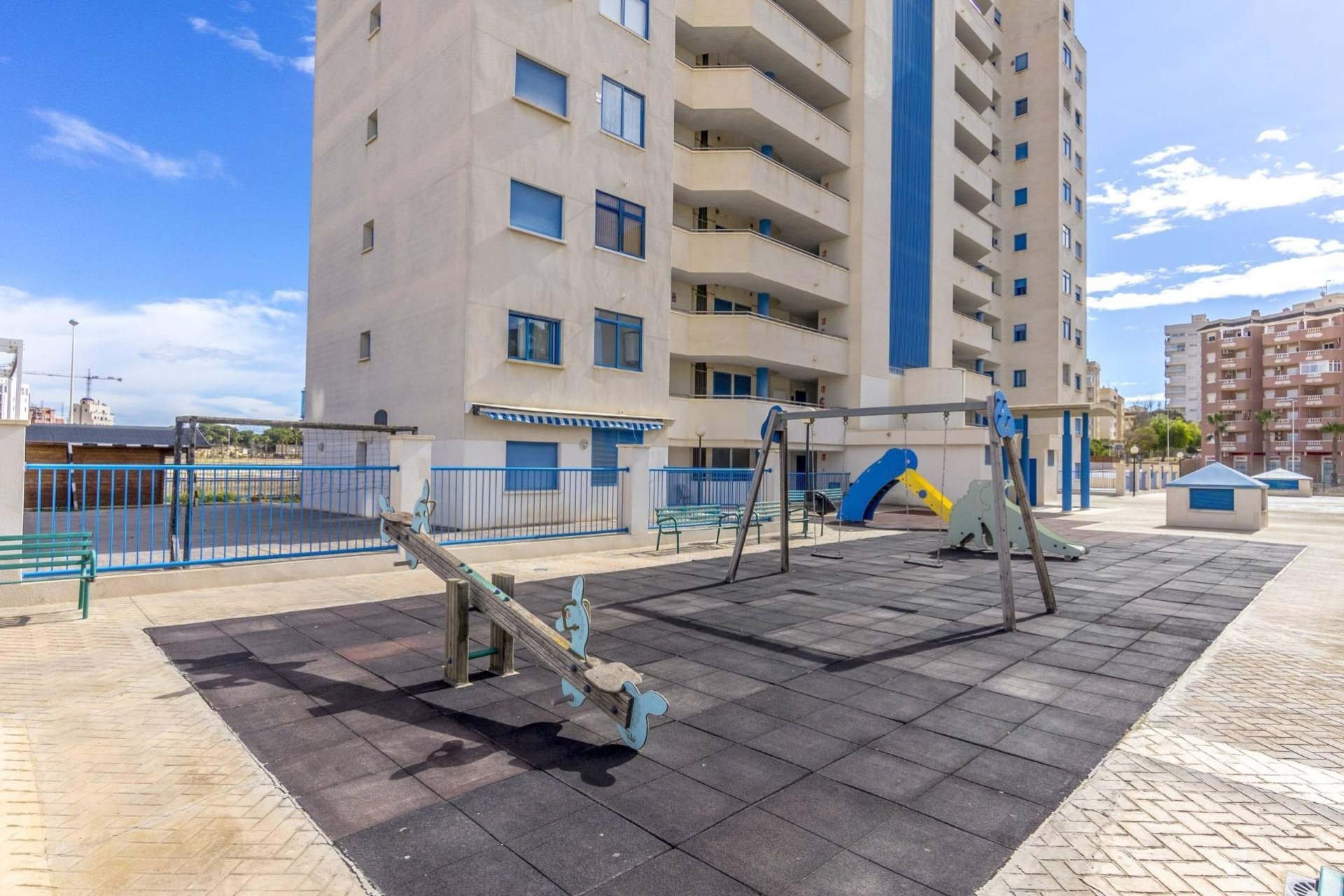 Resale - Apartment - Guardamar del Segura - CENTRO