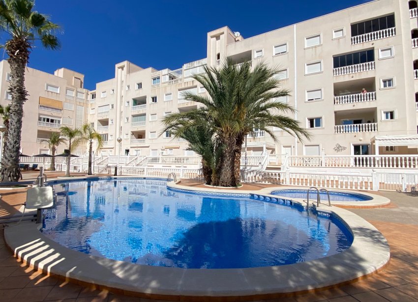 Resale - Apartment - Guardamar del Segura - El Edén