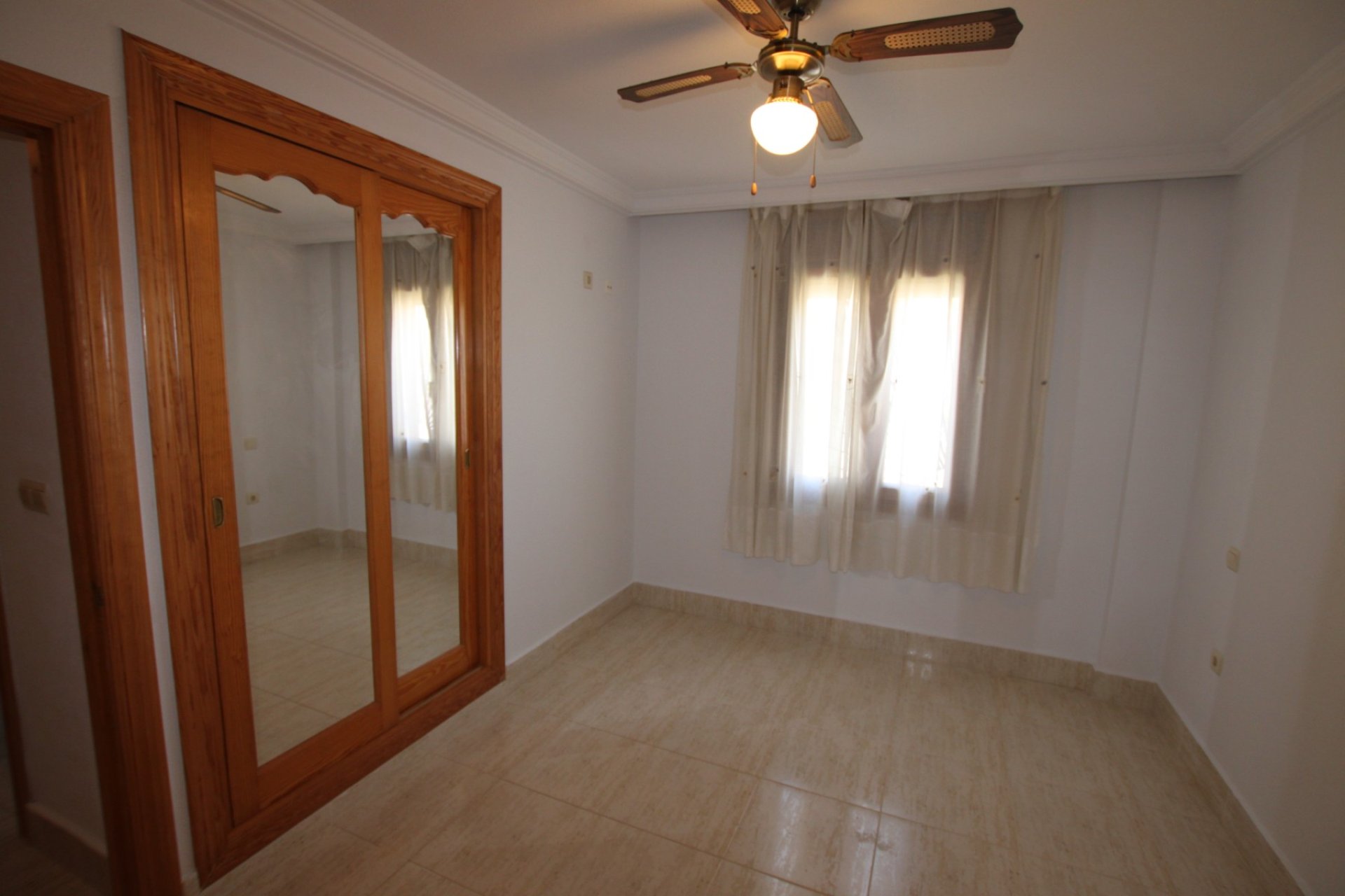 Resale - Apartment - Guardamar del Segura - El Moncayo