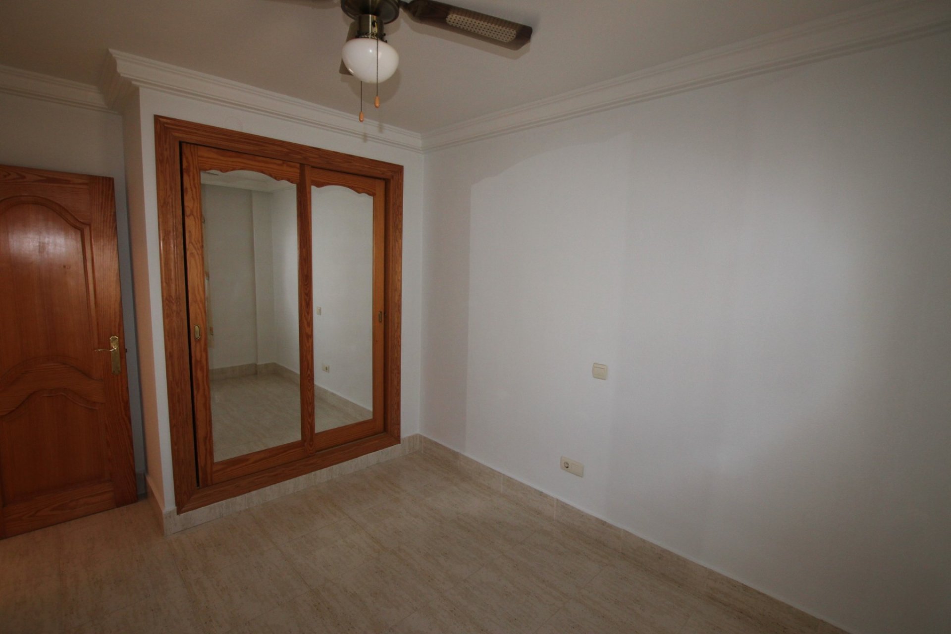 Resale - Apartment - Guardamar del Segura - El Moncayo