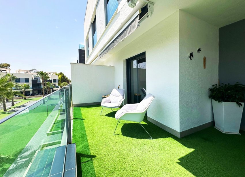 Resale - Apartment - Guardamar del Segura - El Raso