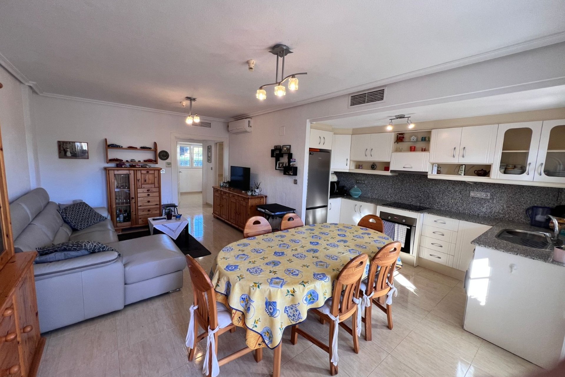 Resale - Apartment - Guardamar del Segura - El Raso