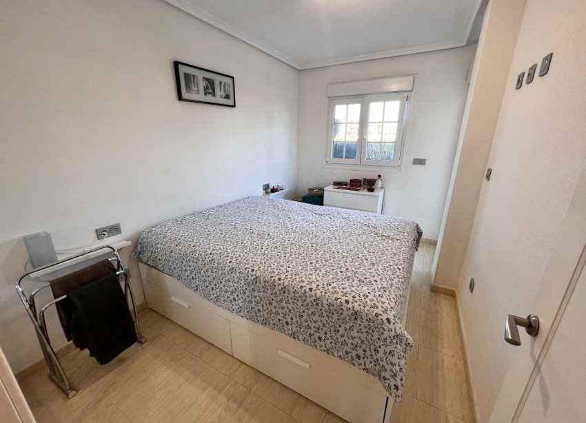 Resale - Apartment - Guardamar del Segura - El Raso