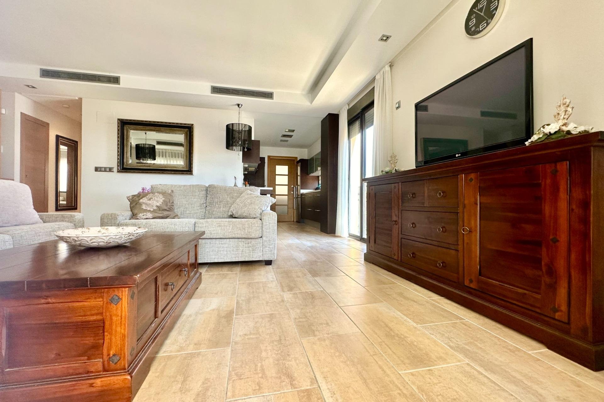 Resale - Apartment - Guardamar del Segura - Los secanos