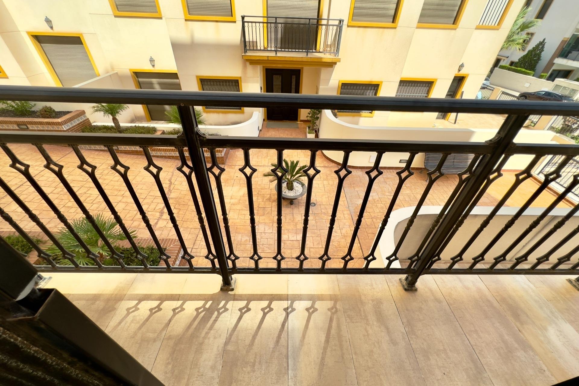 Resale - Apartment - Guardamar del Segura - Los secanos