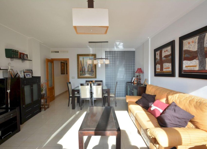 Resale - Apartment - Guardamar del Segura - Pueblo