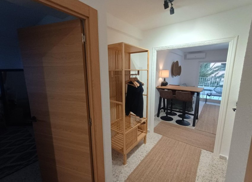 Resale - Apartment - Guardamar del Segura - Urbanizaciones