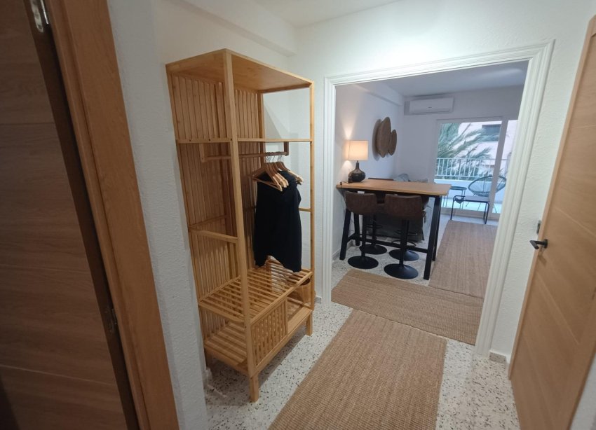 Resale - Apartment - Guardamar del Segura - Urbanizaciones