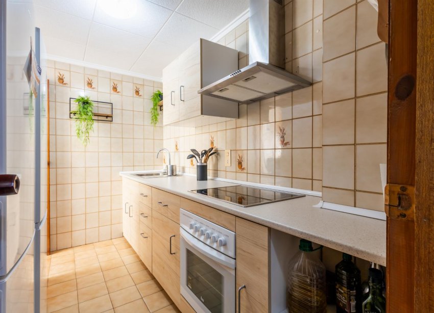Resale - Apartment - ﻿Torrevieja (Alicante) - playa de los naufragos
