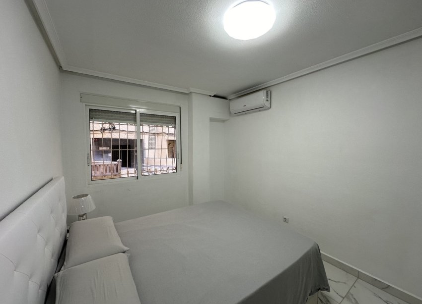 Resale - Apartment - ﻿Torrevieja (Alicante) - Torrevieja