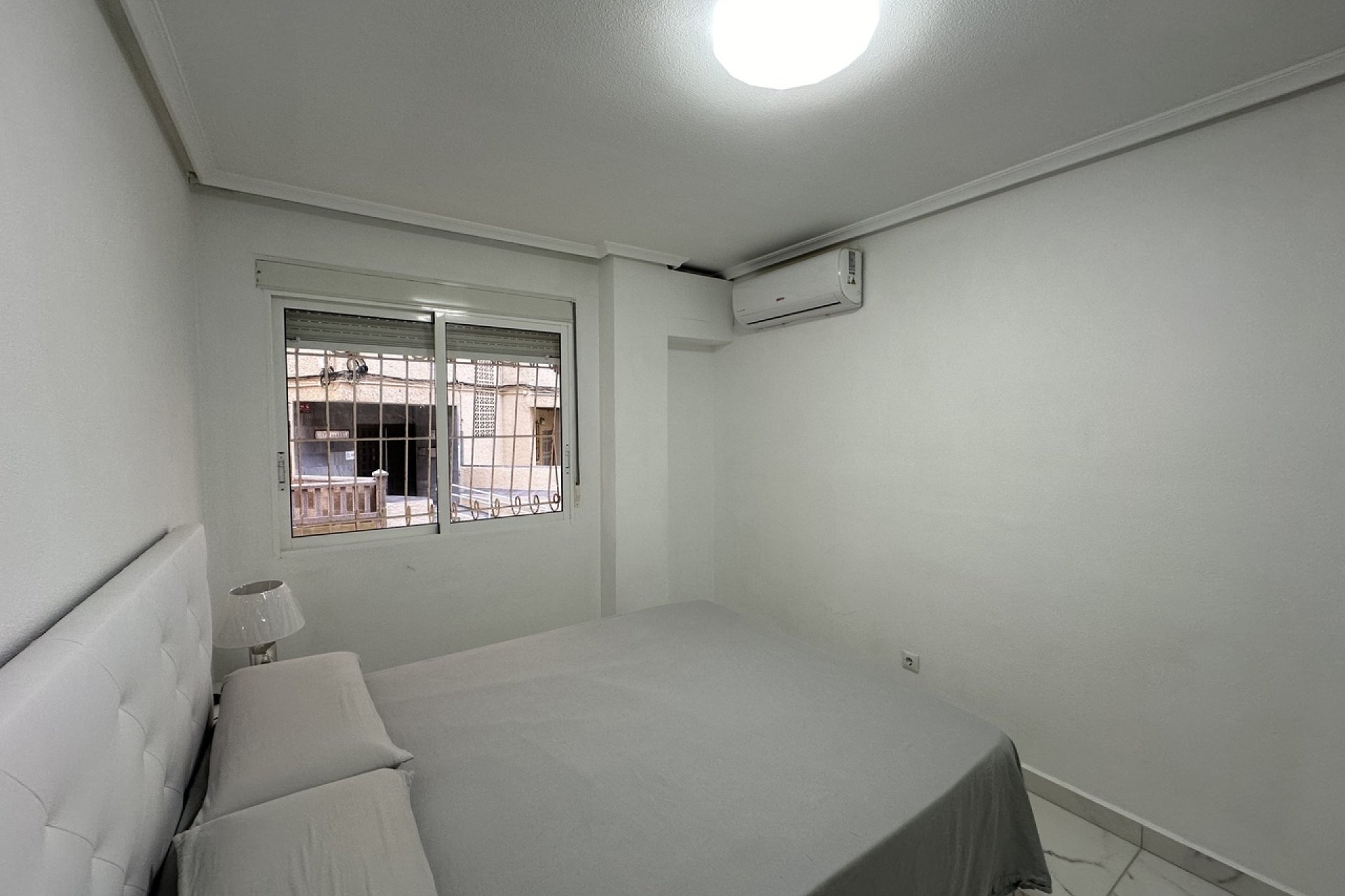 Resale - Apartment - ﻿Torrevieja (Alicante) - Torrevieja