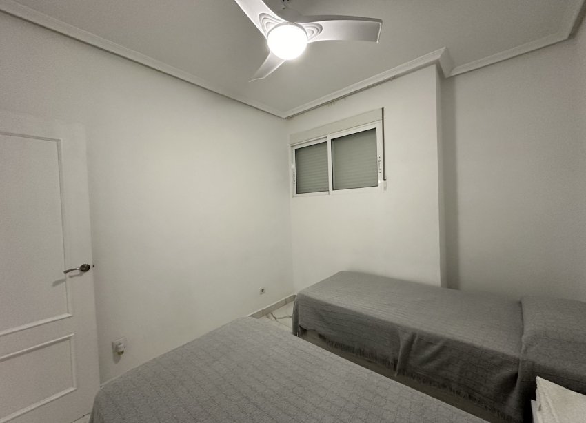 Resale - Apartment - ﻿Torrevieja (Alicante) - Torrevieja