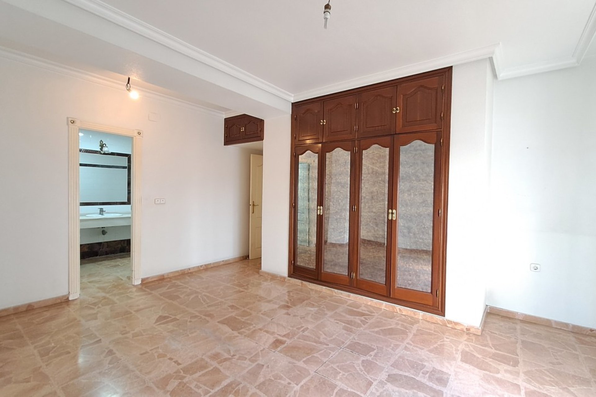 Resale - Apartment - ﻿Torrevieja (Alicante) - Torrevieja