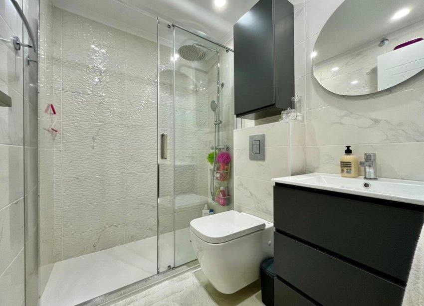 Resale - Apartment - ﻿Torrevieja (Alicante) - Torrevieja