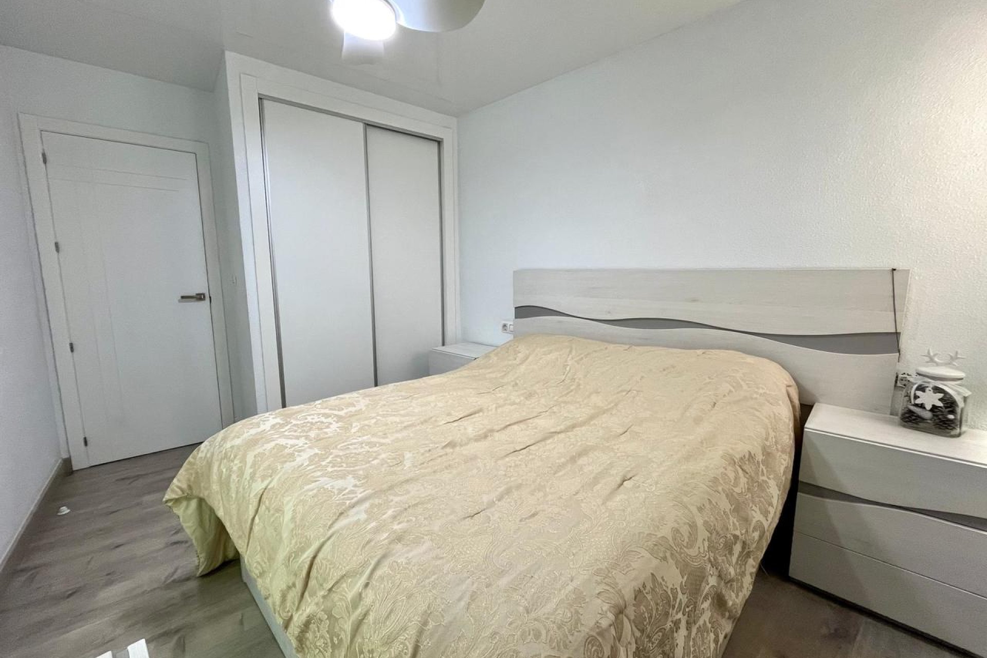 Resale - Apartment - ﻿Torrevieja (Alicante) - Torrevieja