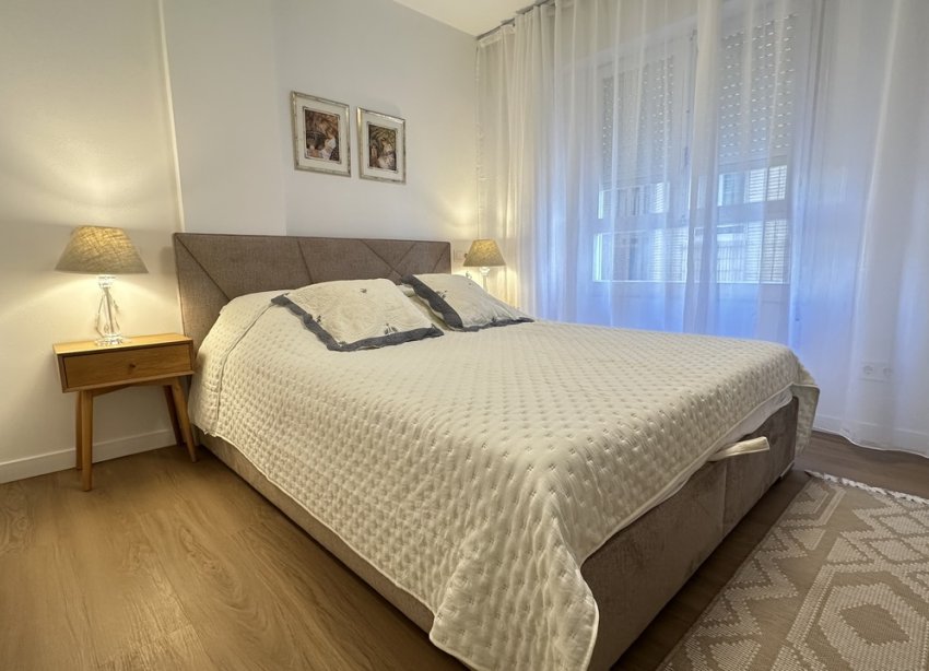 Resale - Apartment - ﻿Torrevieja (Alicante) - Torrevieja