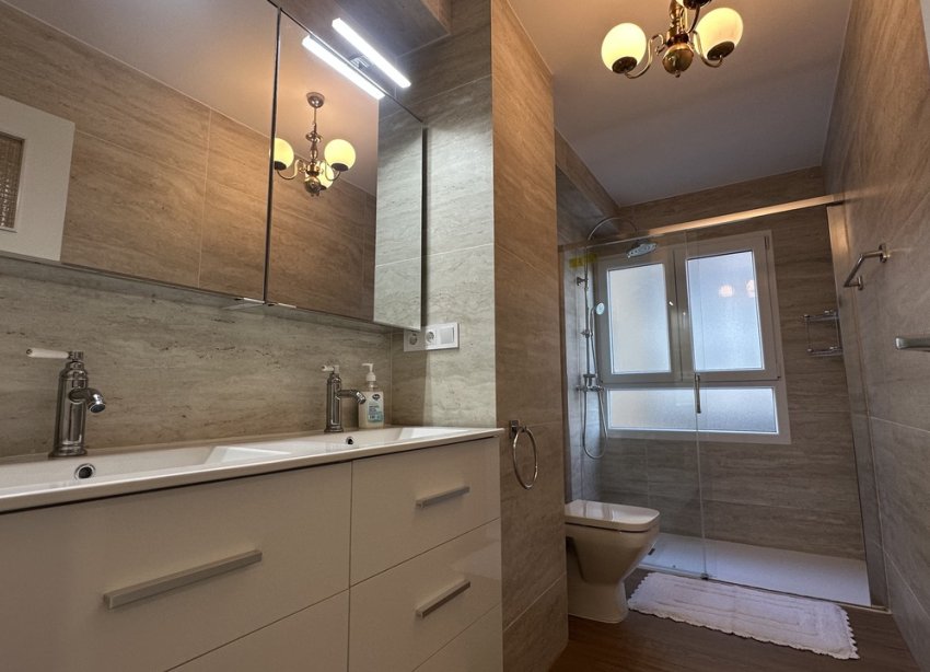 Resale - Apartment - ﻿Torrevieja (Alicante) - Torrevieja