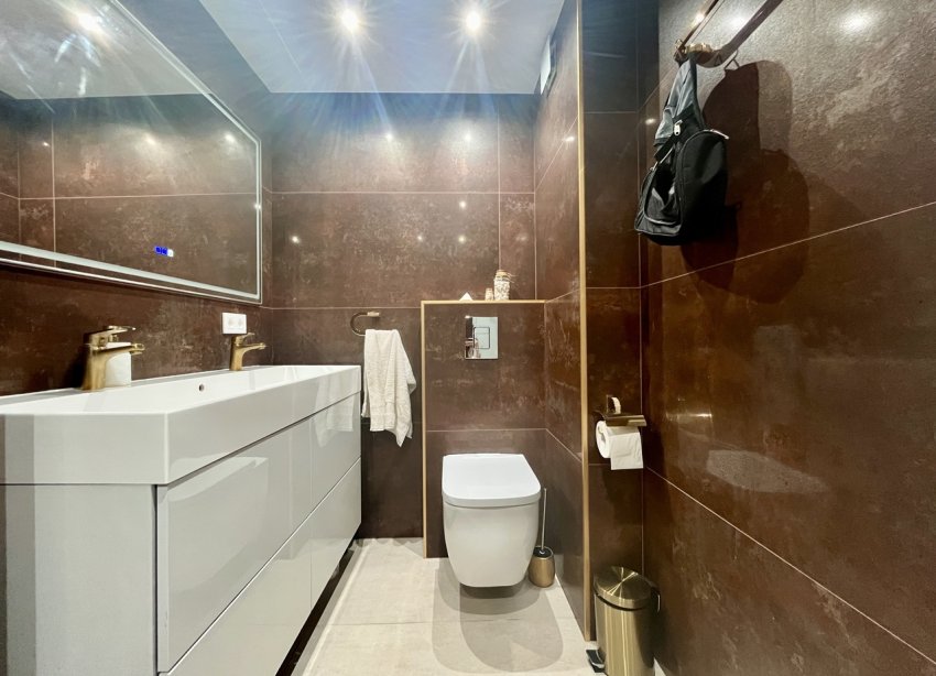 Resale - Apartment - ﻿Torrevieja (Alicante) - Torrevieja