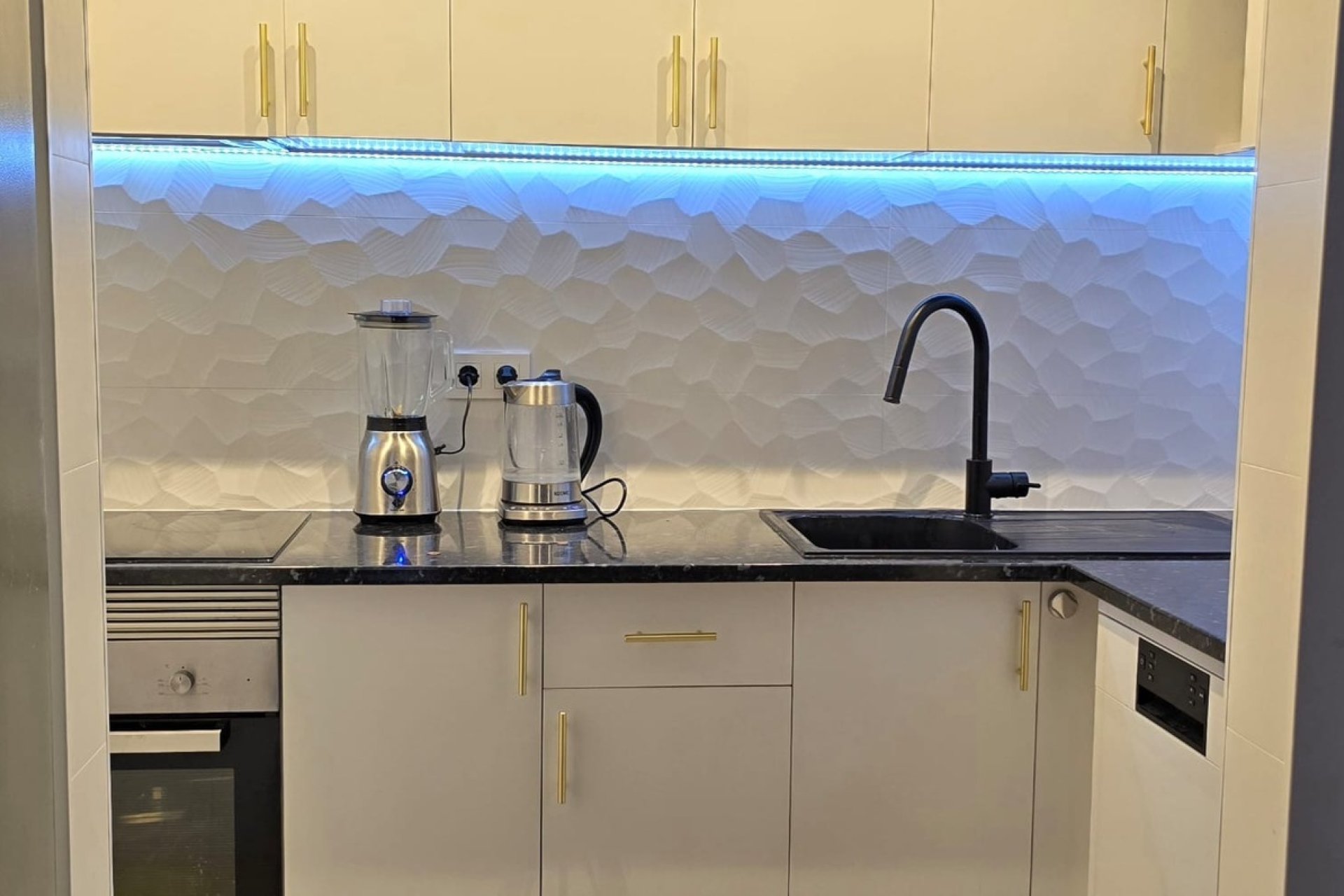 Resale - Apartment - ﻿Torrevieja (Alicante) - Torrevieja