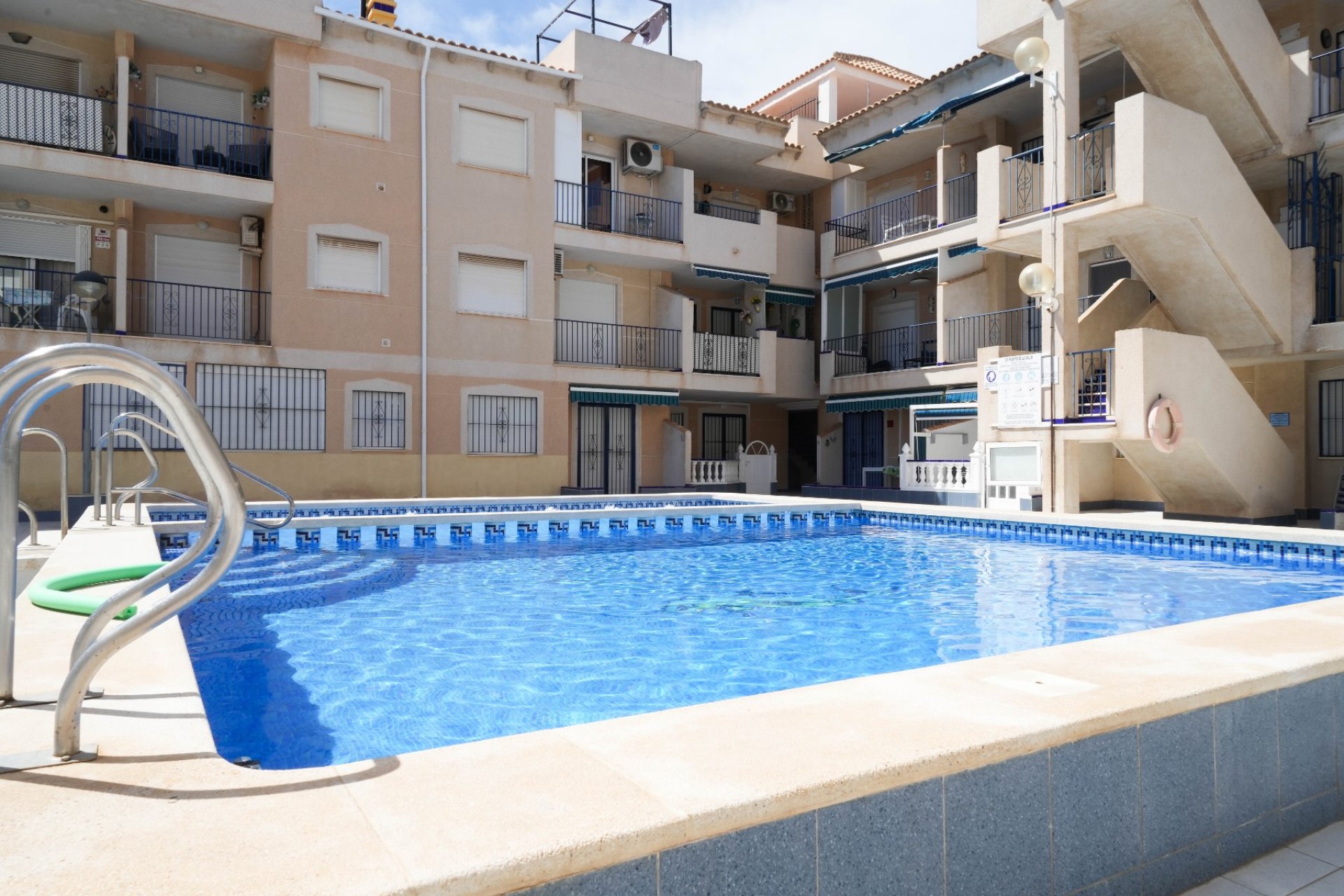 Resale - Apartment - ﻿Torrevieja (Alicante) - Torrevieja