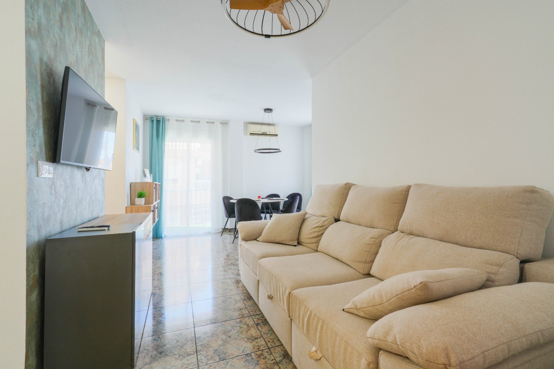 Resale - Apartment - ﻿Torrevieja (Alicante) - Torrevieja