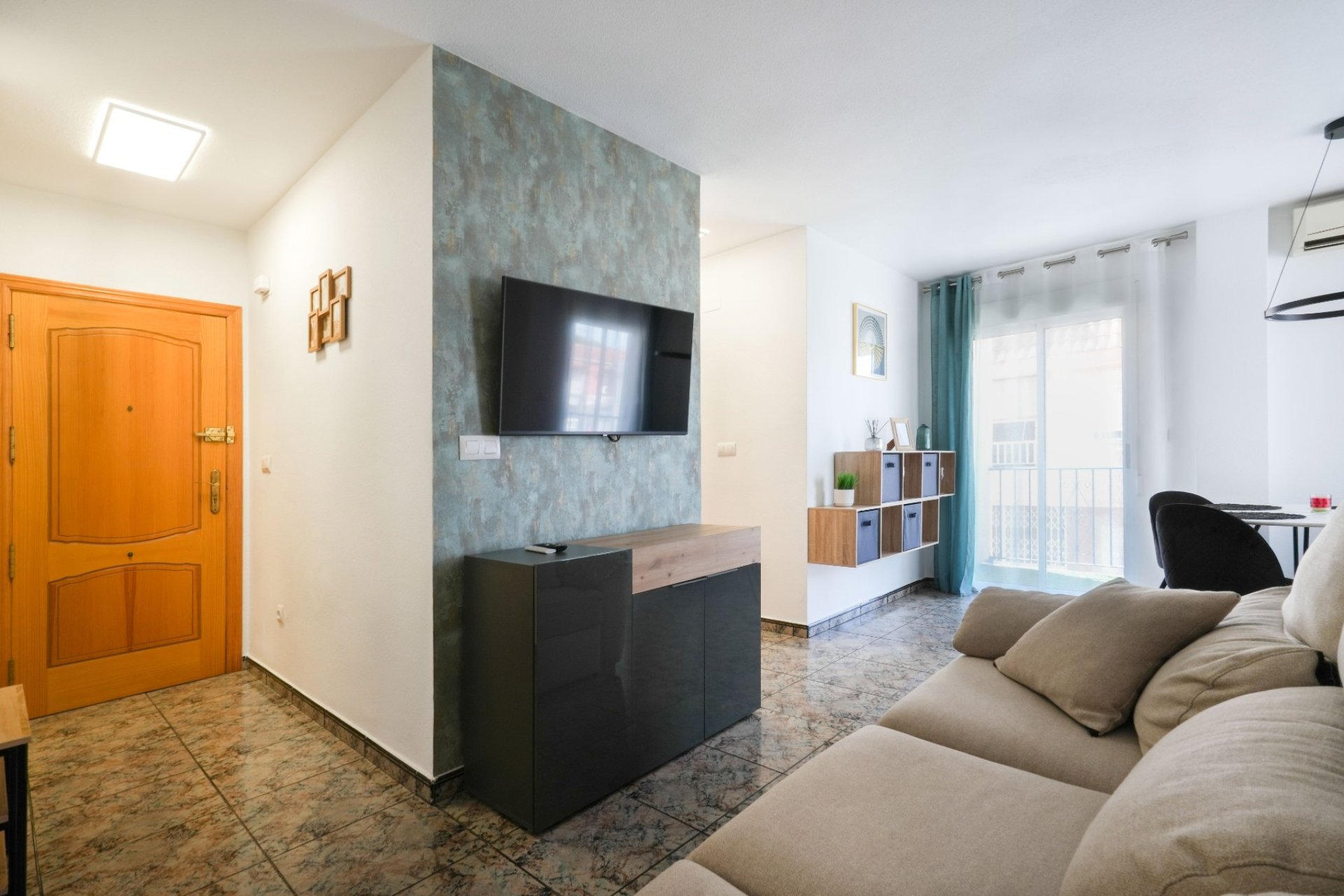 Resale - Apartment - ﻿Torrevieja (Alicante) - Torrevieja