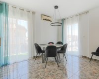 Resale - Apartment - ﻿Torrevieja (Alicante) - Torrevieja