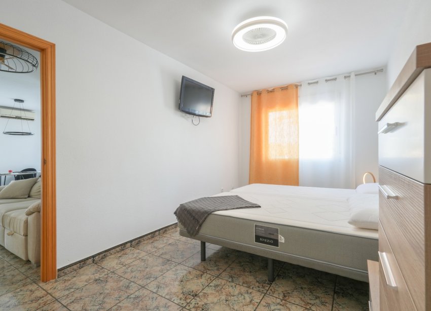 Resale - Apartment - ﻿Torrevieja (Alicante) - Torrevieja