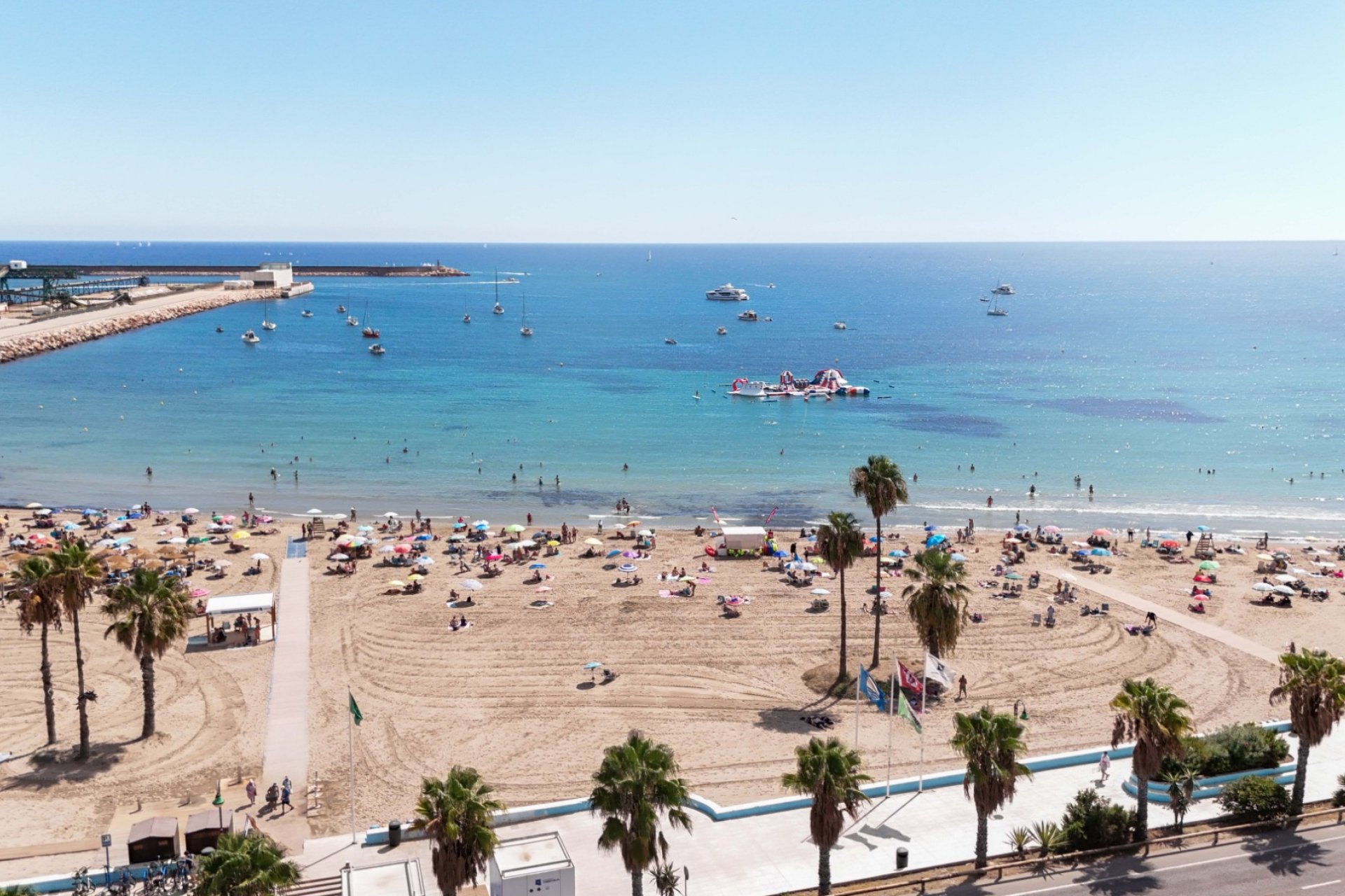 Resale - Apartment - ﻿Torrevieja (Alicante) - Torrevieja