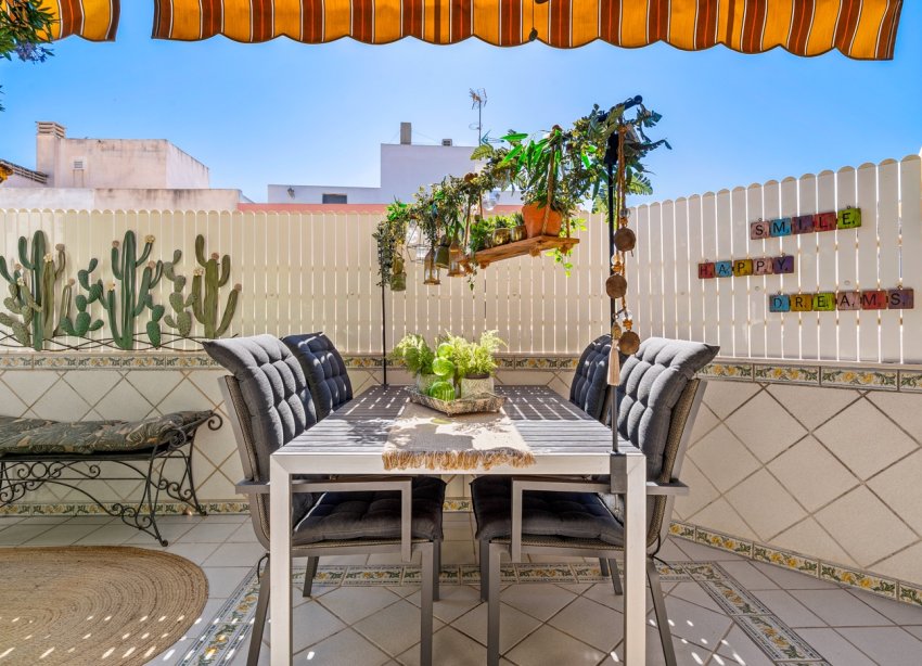 Resale - Apartment - ﻿Torrevieja (Alicante) - Torrevieja