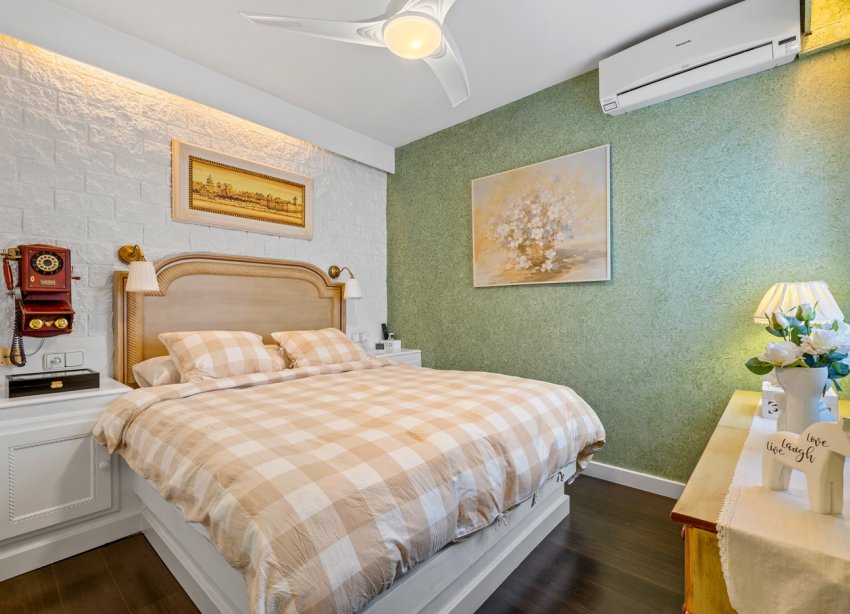 Resale - Apartment - ﻿Torrevieja (Alicante) - Torrevieja