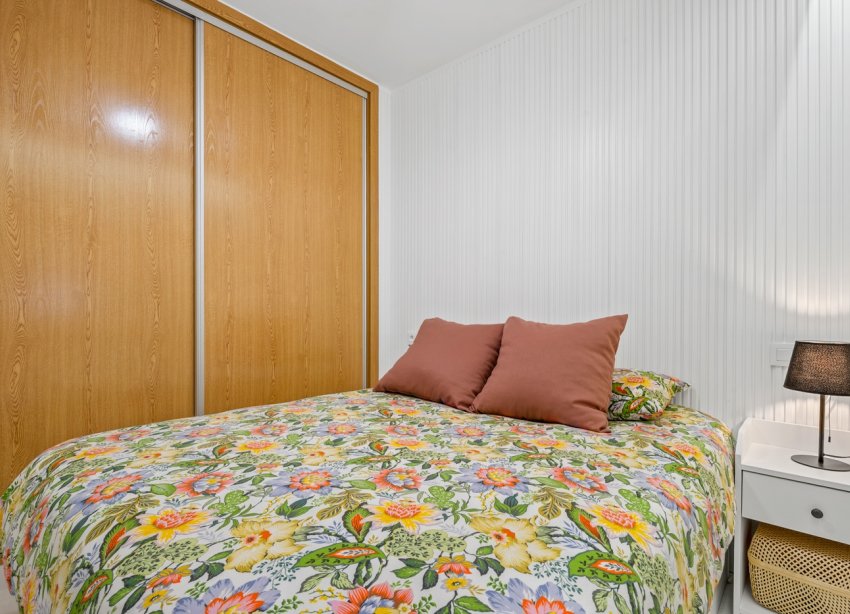 Resale - Apartment - ﻿Torrevieja (Alicante) - Torrevieja