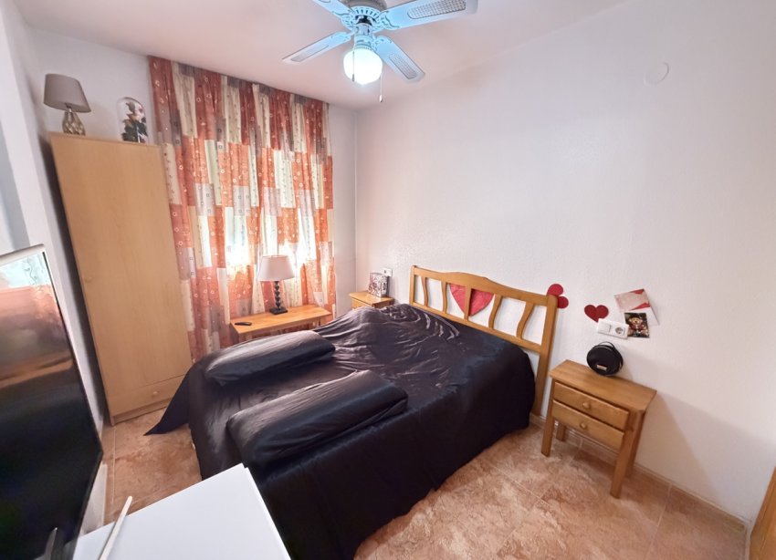 Resale - Apartment - ﻿Torrevieja (Alicante) - Torrevieja