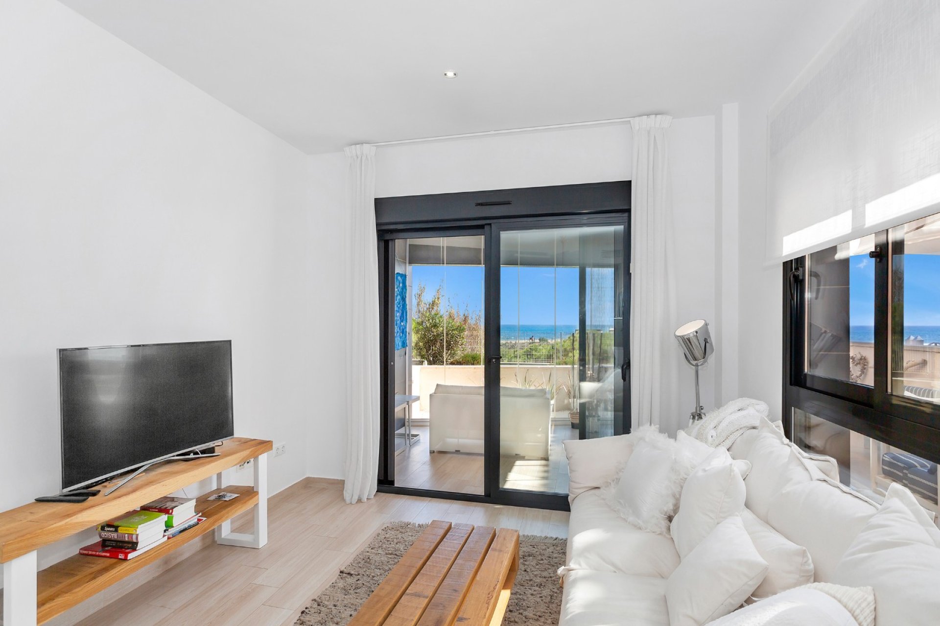 Resale - Apartment - La Mata