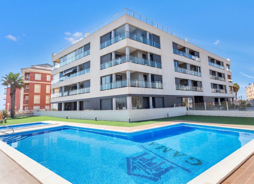 Resale - Apartment - La Mata